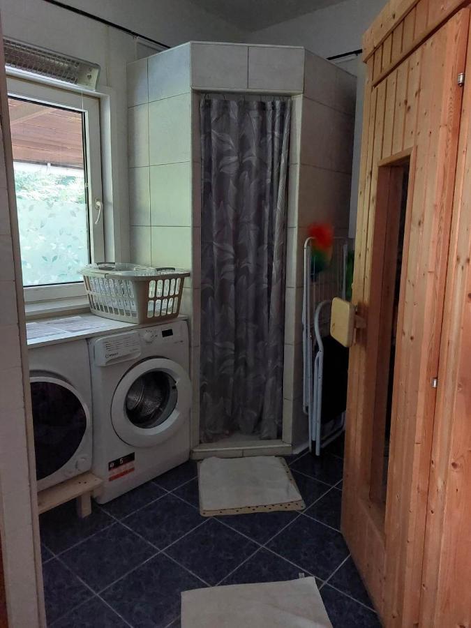 Szamóca Vendégház Horány télen nyáron Szigetmonostor Esterno foto