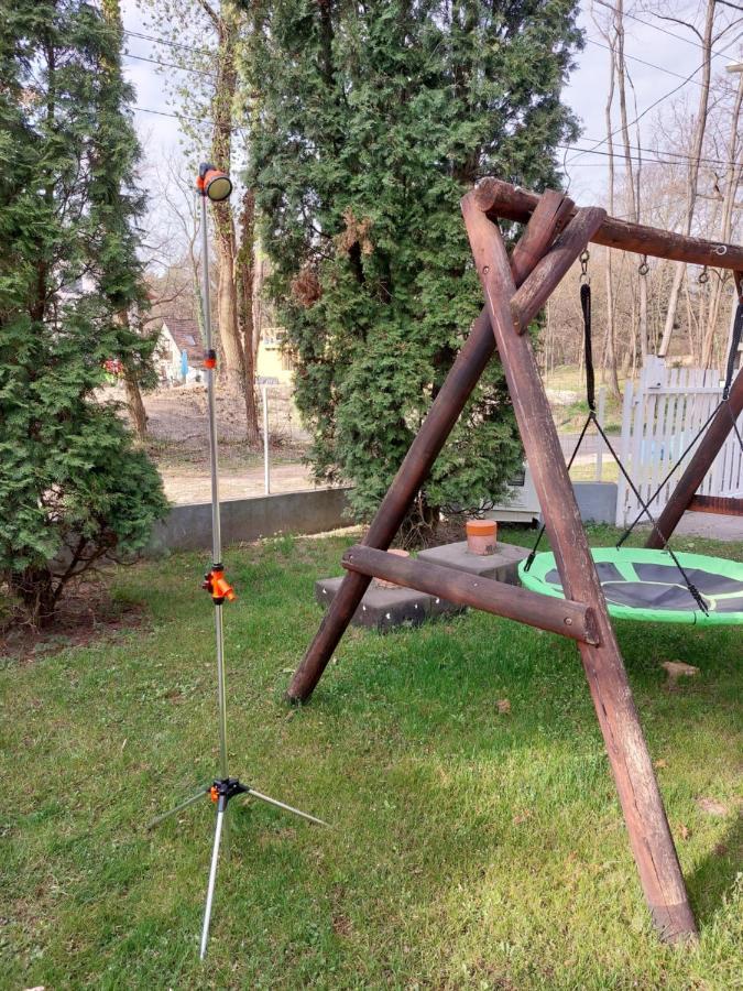 Szamóca Vendégház Horány télen nyáron Szigetmonostor Esterno foto